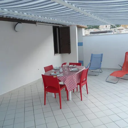 Purple House A Vakantiehuis *